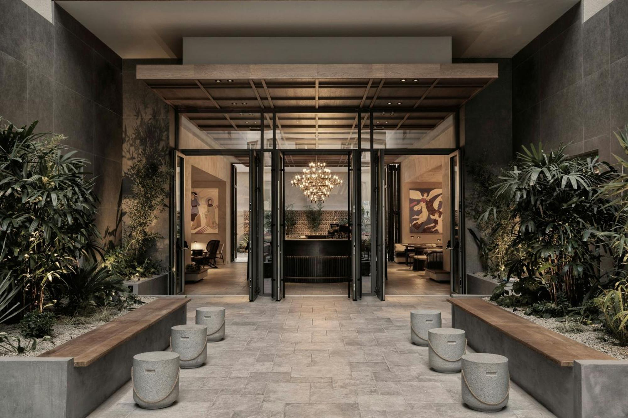 Monasty, Thessaloniki, Autograph Collection Hotel Kültér fotó The entrance to the hotel